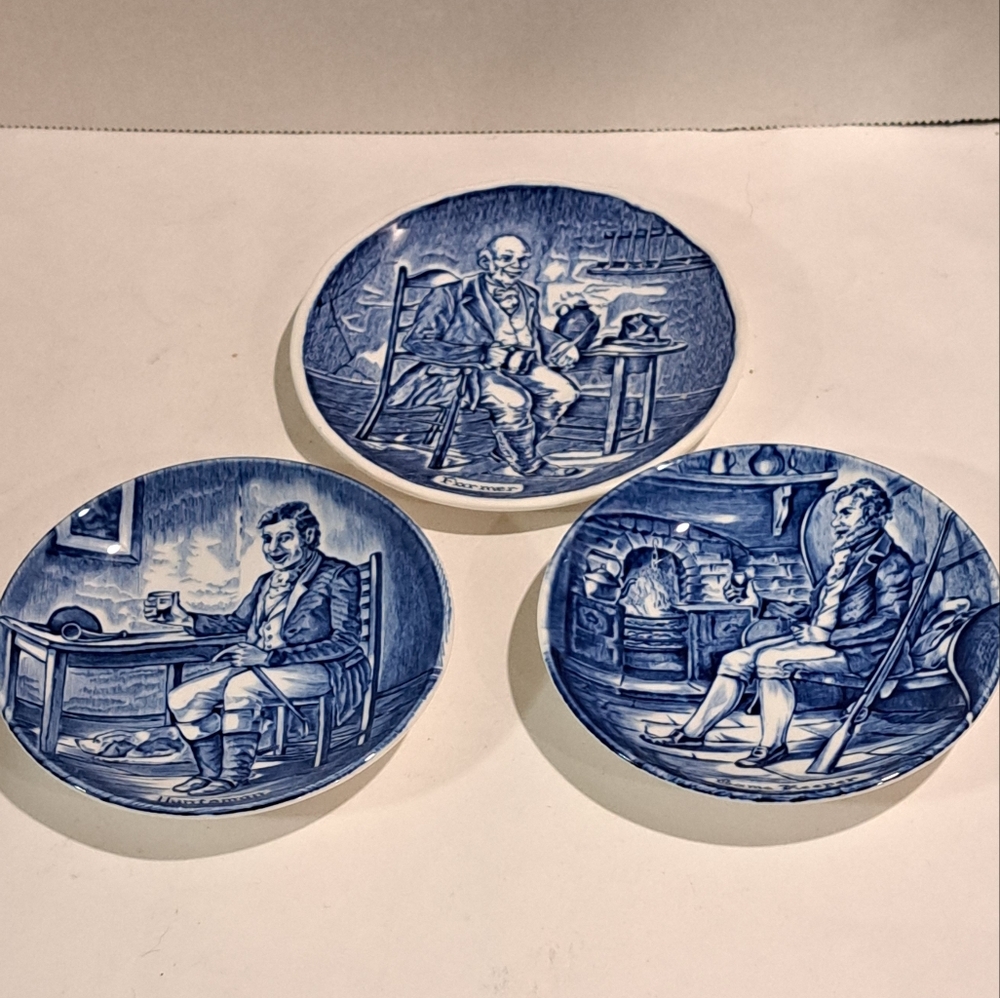 3 Antique Enoch Wedgwood (Tunstall)Ltd Huntsmen, Farm & Game Keeper Salt Plates.
